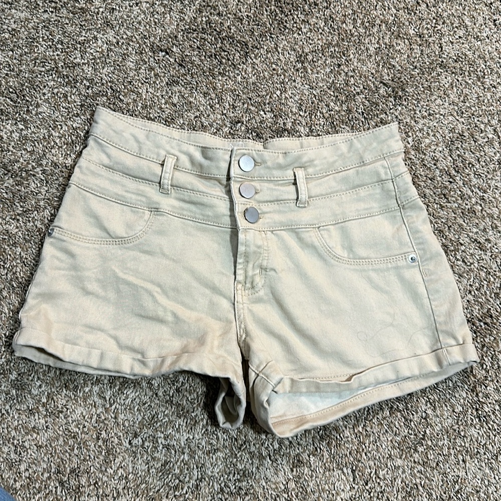Mid rise Shorts